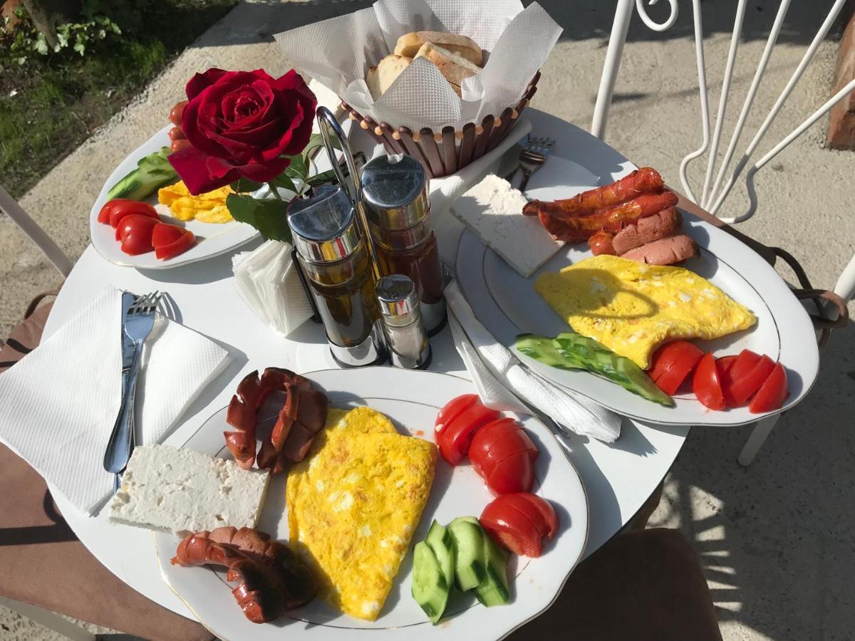 Intown Guesthouse Shkodër 外观 照片