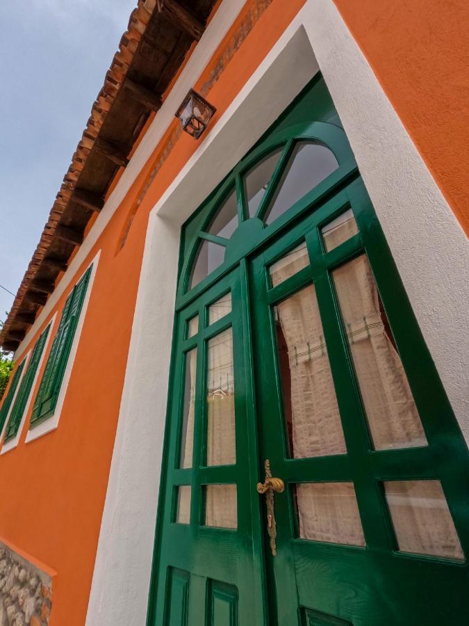 Intown Guesthouse Shkodër 外观 照片