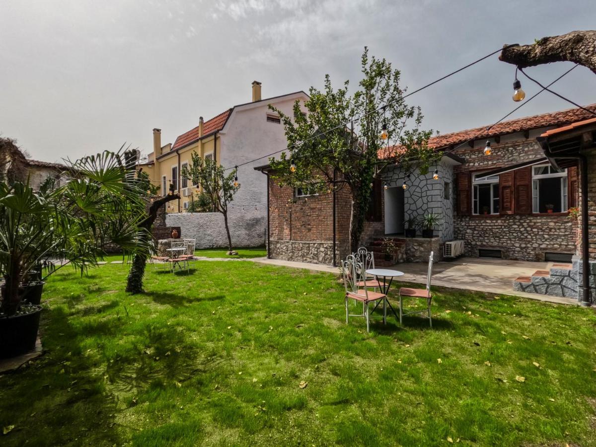 Intown Guesthouse Shkodër 外观 照片