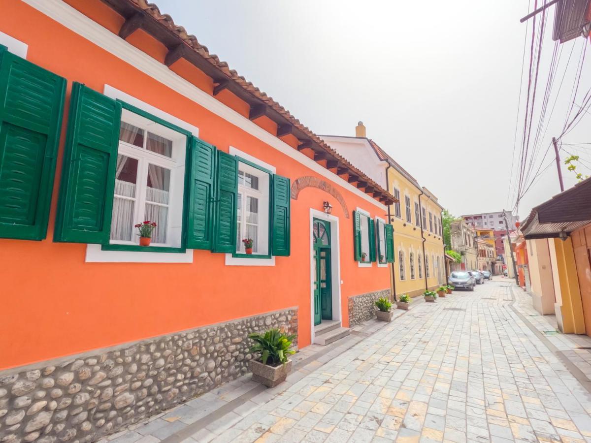 Intown Guesthouse Shkodër 外观 照片