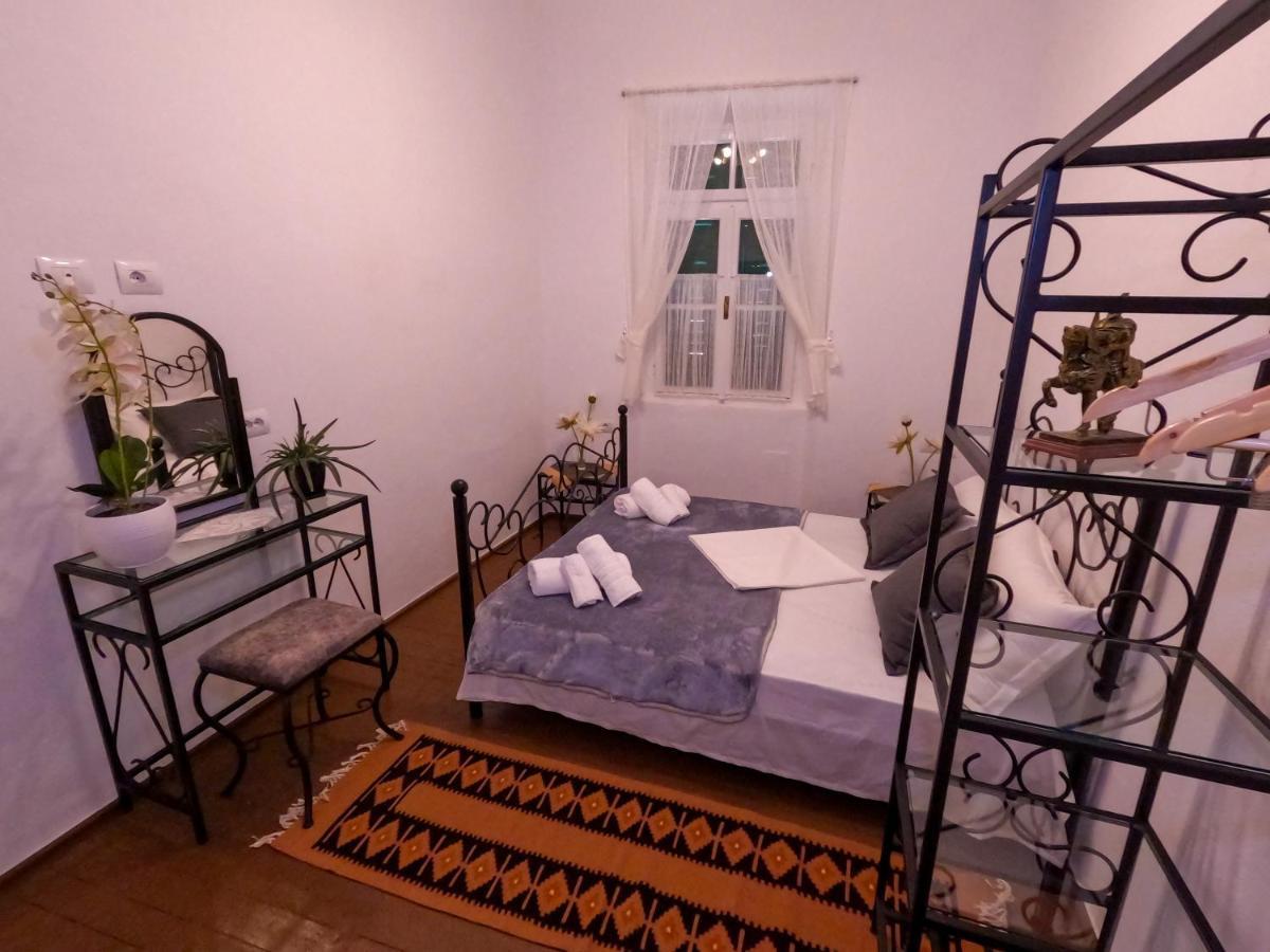 Intown Guesthouse Shkodër 外观 照片