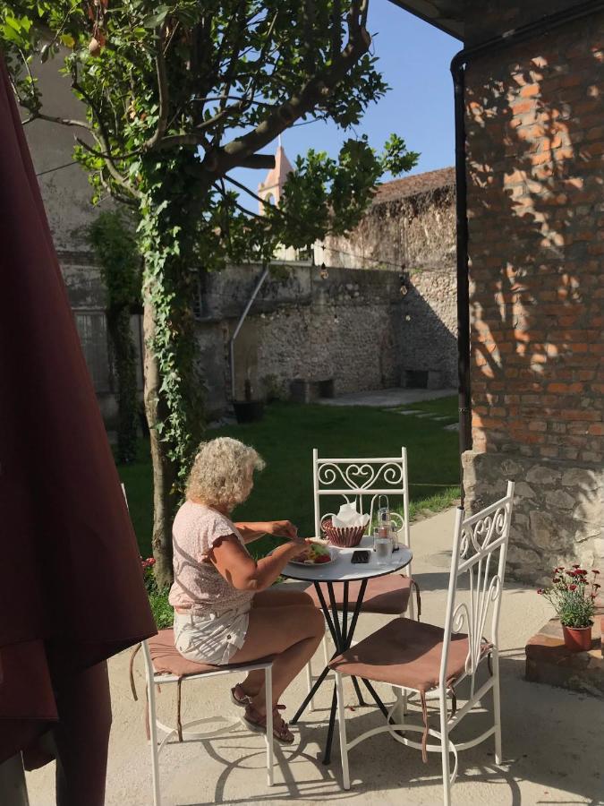 Intown Guesthouse Shkodër 外观 照片