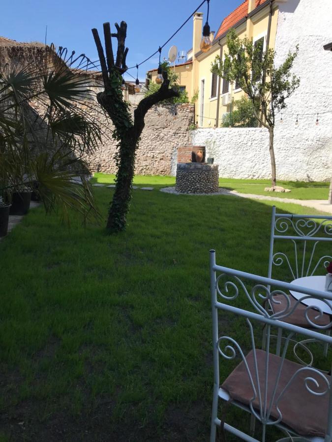 Intown Guesthouse Shkodër 外观 照片