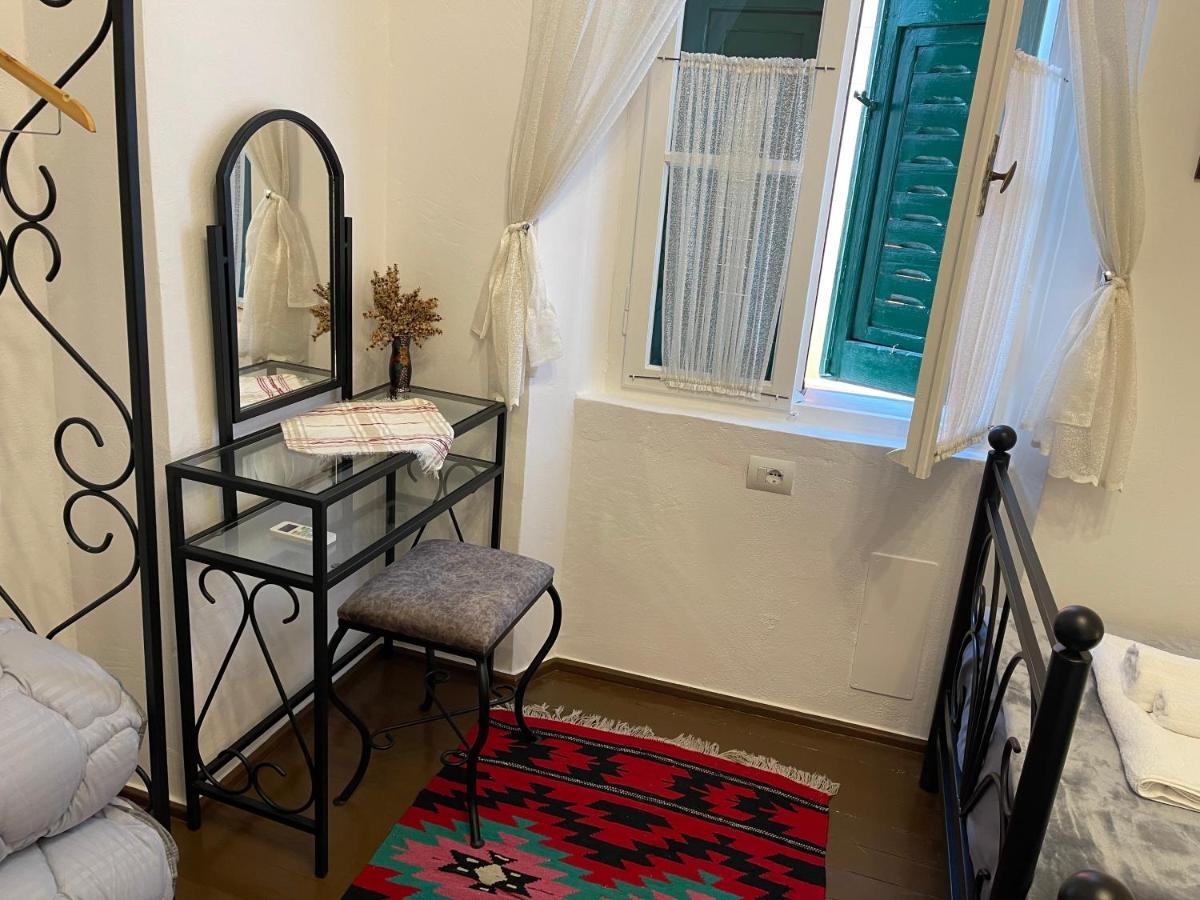 Intown Guesthouse Shkodër 外观 照片